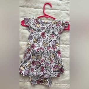 Charming Graphic Kids Dress with Pink and Cream Accents